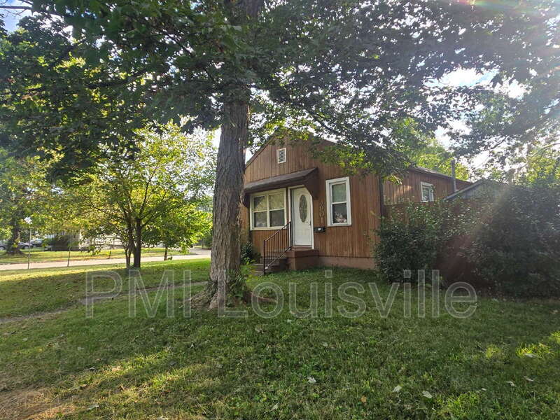 Louisville House: 3901 Peachtree Ave MK