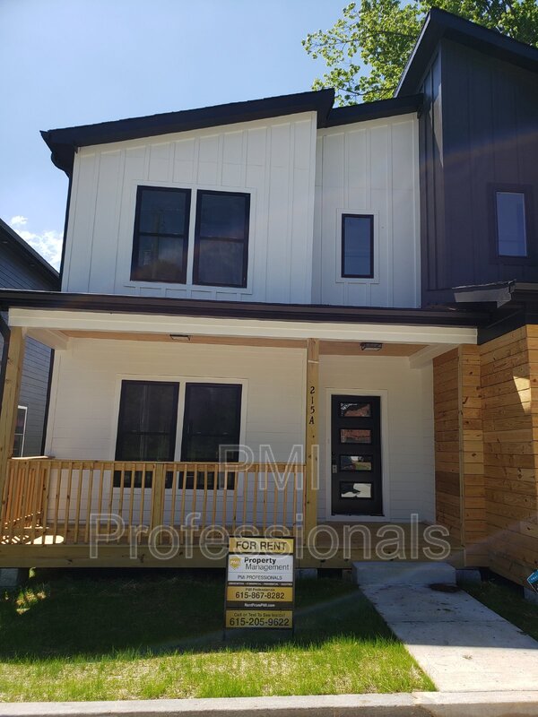 Nashville Condo: 215 Eisenhower Drive