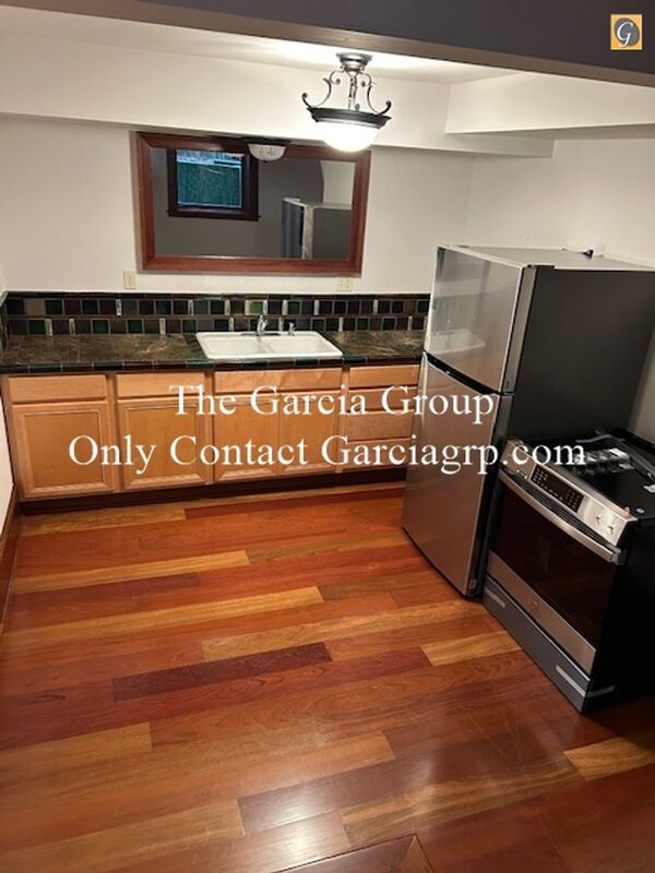 Porltand Condo: 5027 NE 19th Ave.