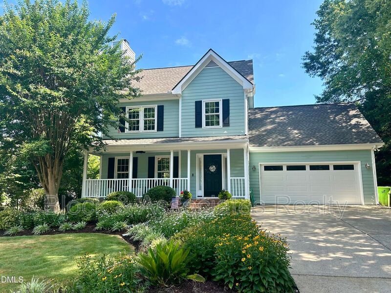 Holly Springs House: 540 Cayman Ave
