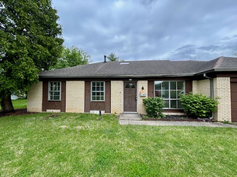 New Whiteland House: 825 Sweetbriar Ave.
