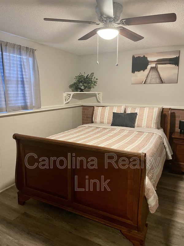 Charlotte House: Corder Dr