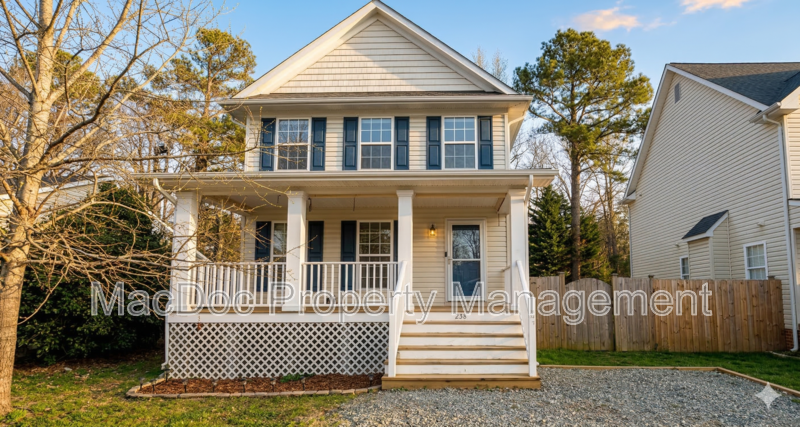 Colonial Beach House: 238 5th Street