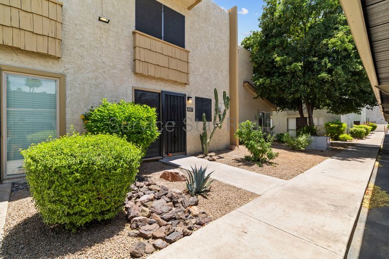 Scottsdale House: 4610 N 68th St