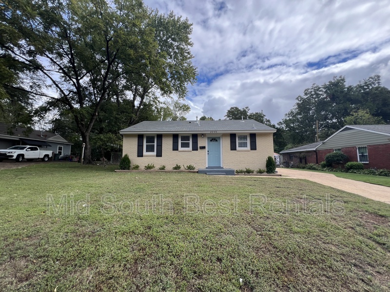 Memphis House: 2096 Pendleton St
