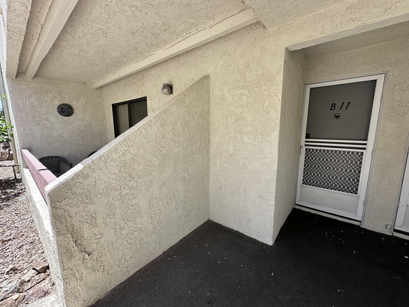 Bullhead City Condo: 441 Moser Avenue - B11