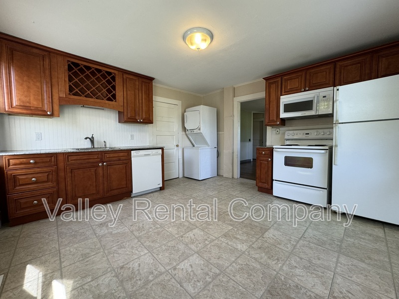 Sunderland Condo: 46 Old Amherst Road - 1