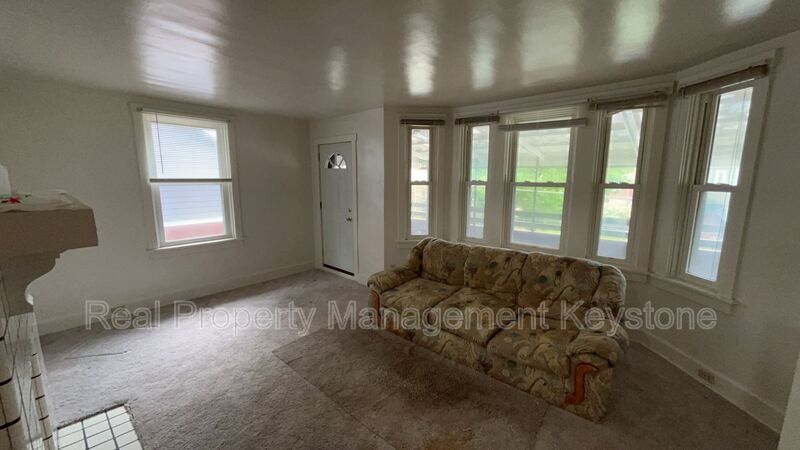 Pittsburgh Condo: 3518-3520 Campus Street