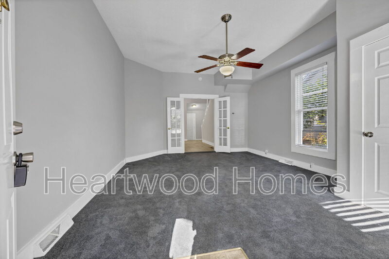 Columbia Condo: 119 Church Street