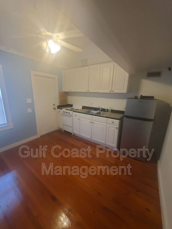 820 Central Ave Sarasota FL 34236 - Photo 5