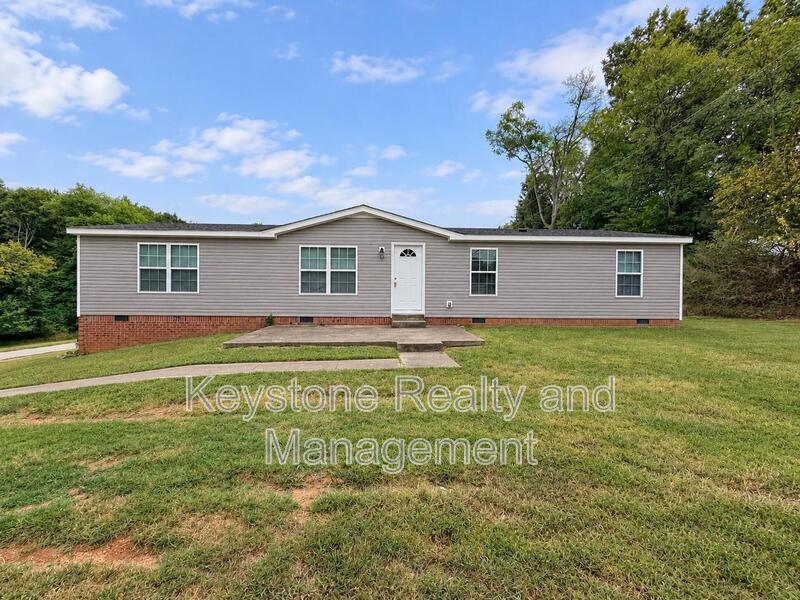 Oak Grove House: 9346 Pembroke Oak Grove Rd