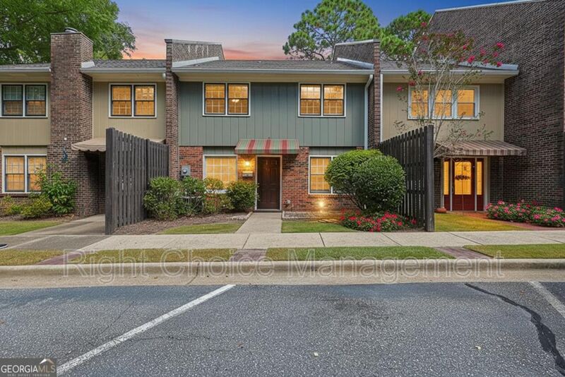 Columbus Condo: 6101 River Rd