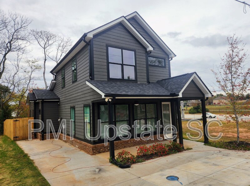 Greenville House: 6 Dean Street