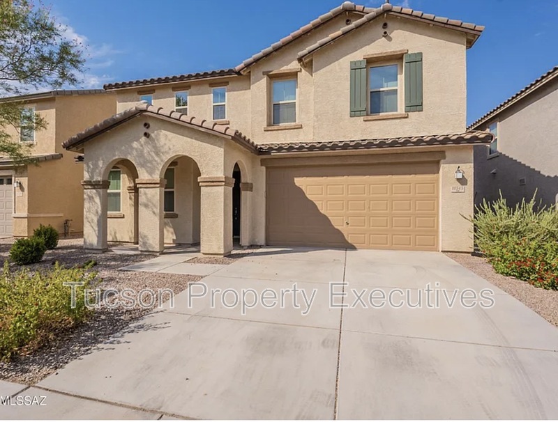 Marana House: 11545 West Oilseed Drive