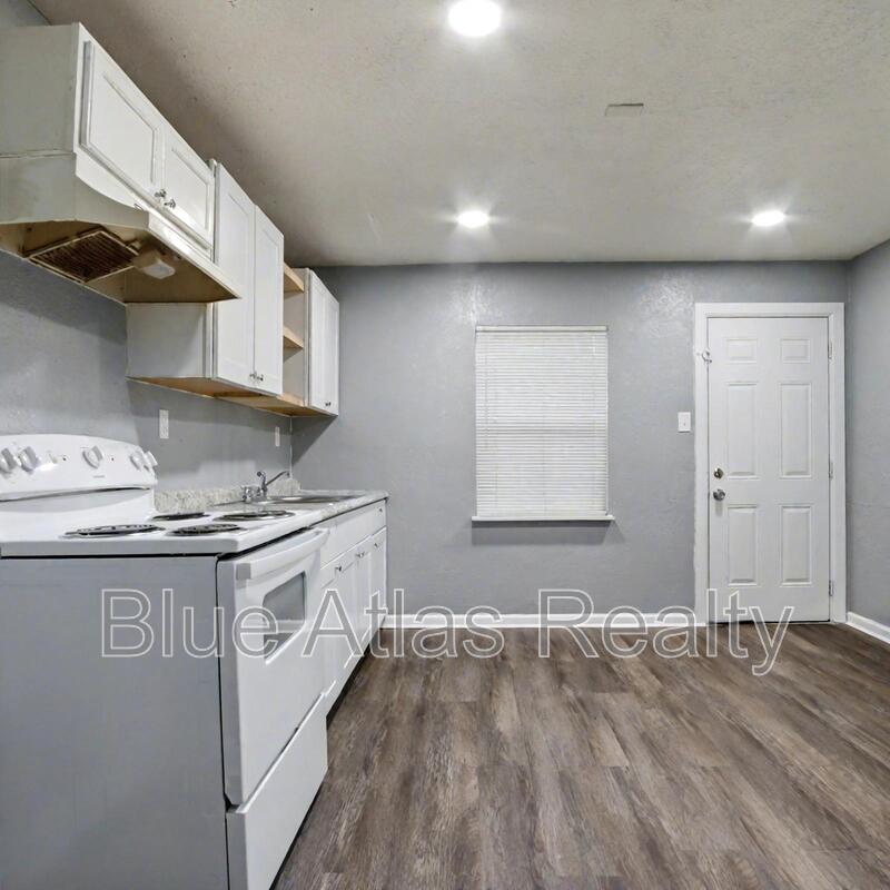 Irving Condo: 1212 Riverview Drive - A