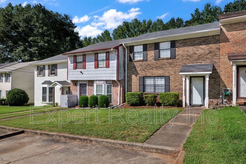 Birmingham House: 2346 Grayson Valley Circle