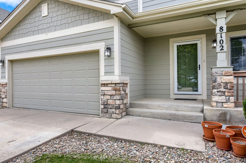 Fountain House: 8102 Silver Glen Drive