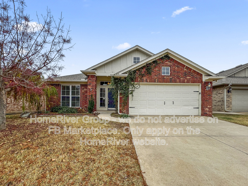Edmond House: 19221 Blanco Dr