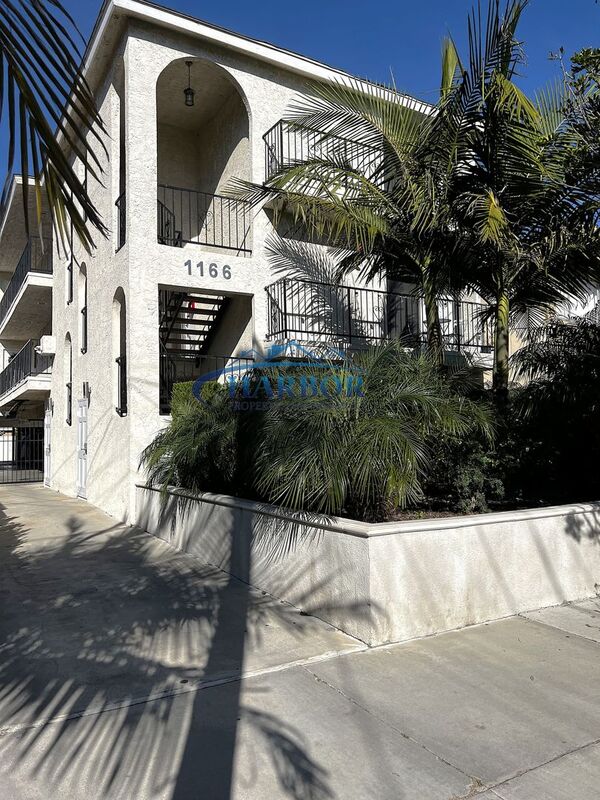 San Pedro House: 1166 W 22nd Street