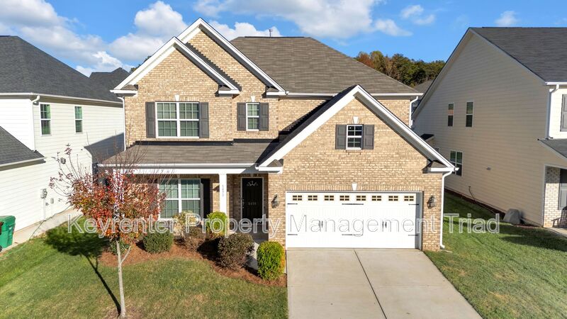 Colfax House: 5470 Noble View Drive
