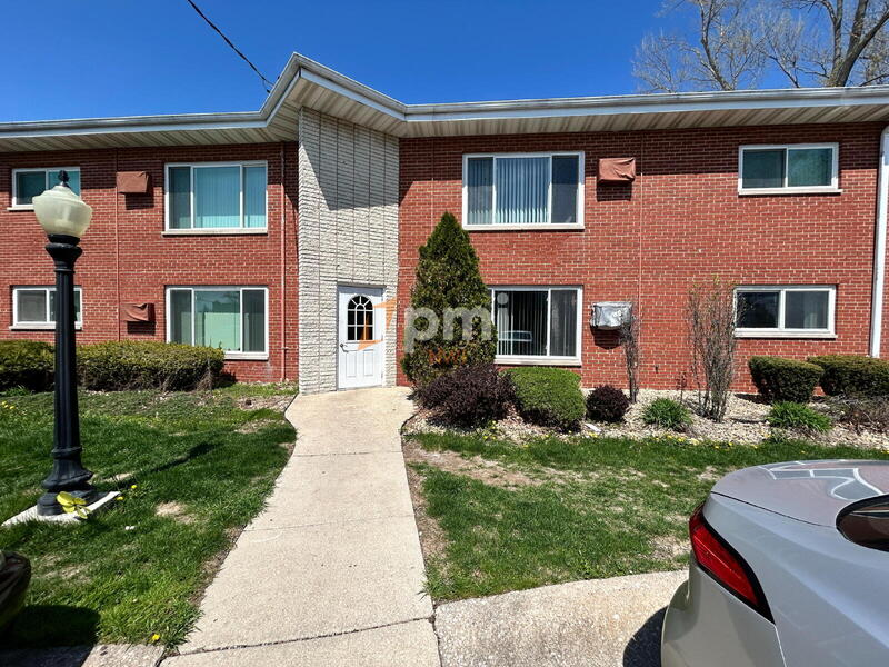 Crown Point Condo: 105 Harrington Ave