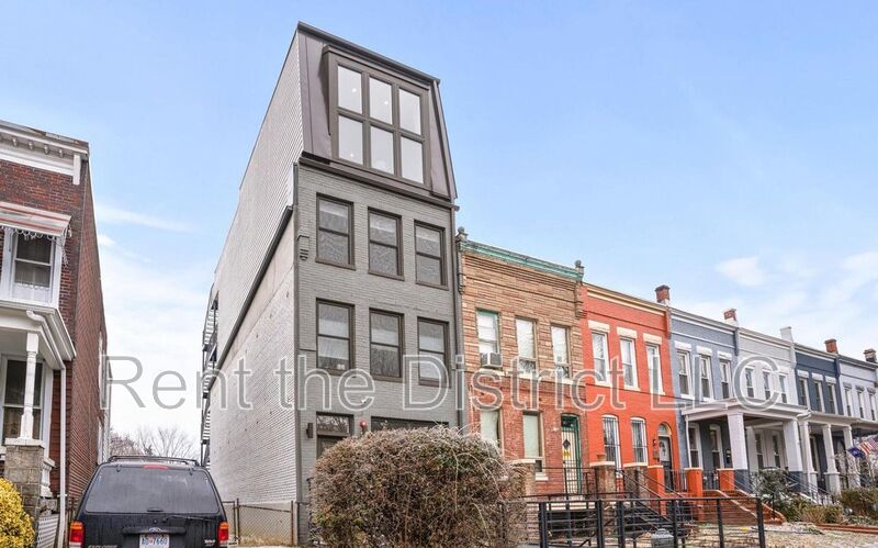 Washington Condo: 254 15th Street SE