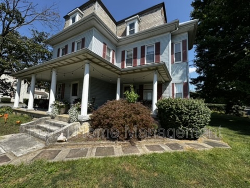 Gordonville House: 243 Old Leacock Road