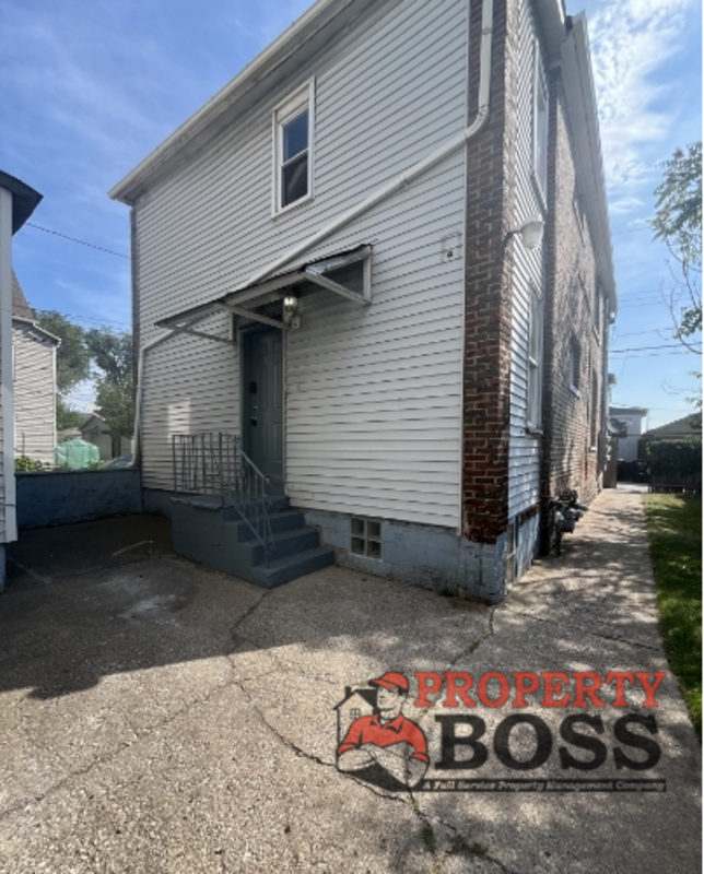 East Chicago House: 3927 Elm Street - 1R