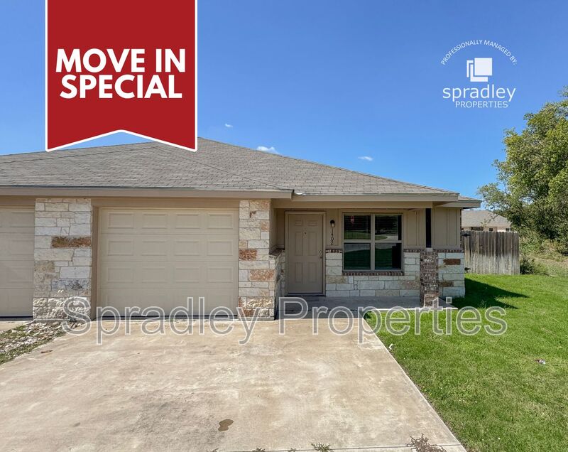 Little River-Academy Townhome: 1402 Leon Rd