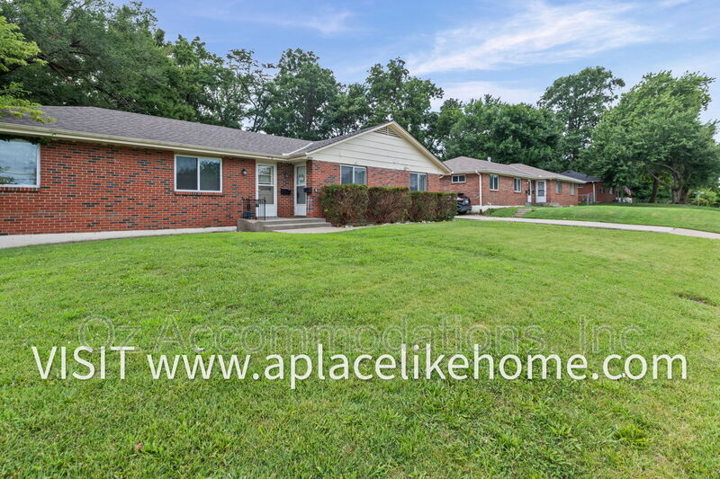 Roeland Park Condo: 3607 W 47th St