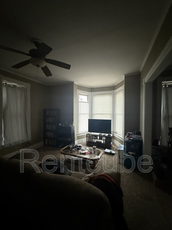 Dubuque Condo: 1131 Main Street