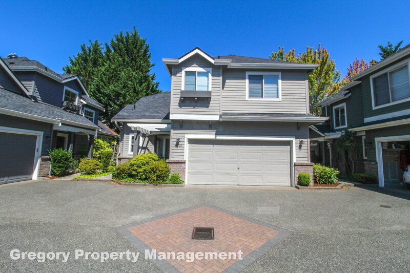 Redmond House: 15720 NE 95th Way