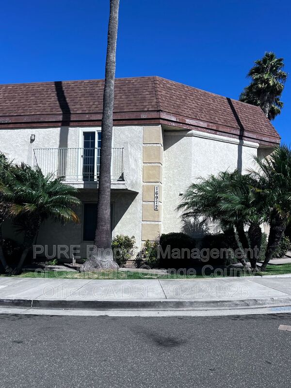 Huntington Beach Condo: 16972 Hoskins Lane