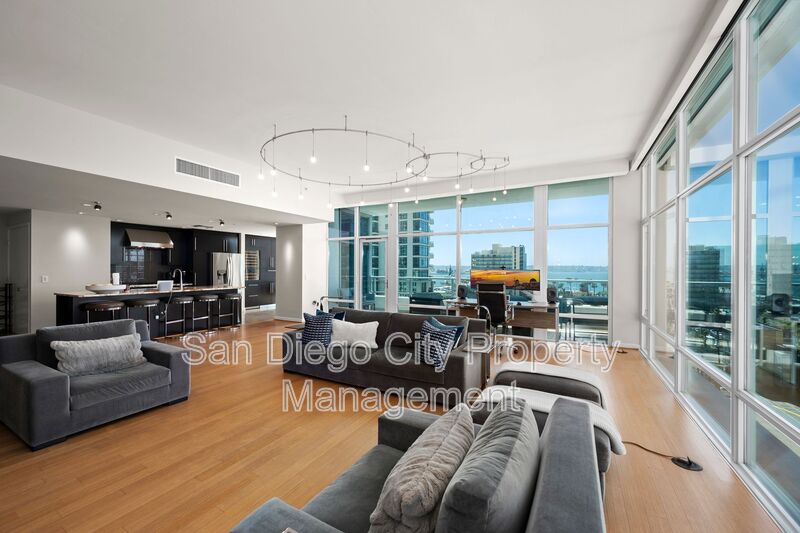 San Diego Condo: 1262 Kettner Blvd