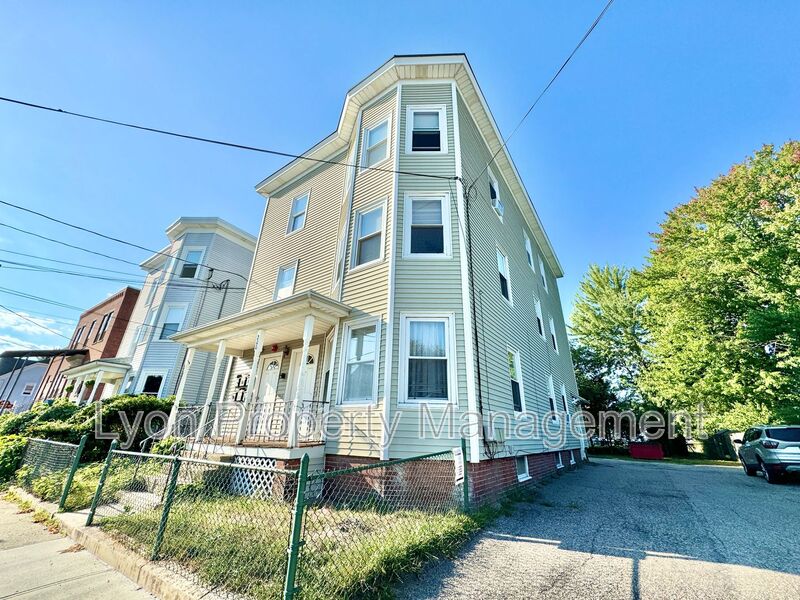 Pawtucket Condo: 200 Benefit
