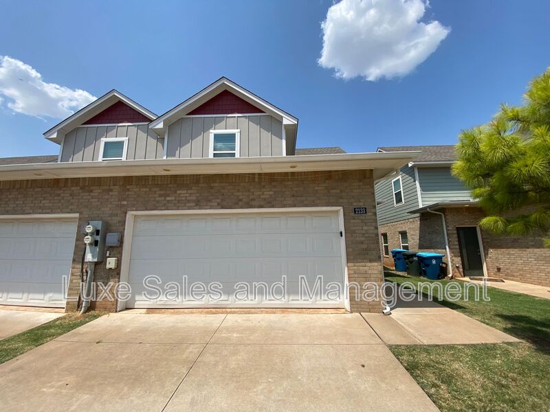Edmond House: 2133 Camino Del Plaza Lane