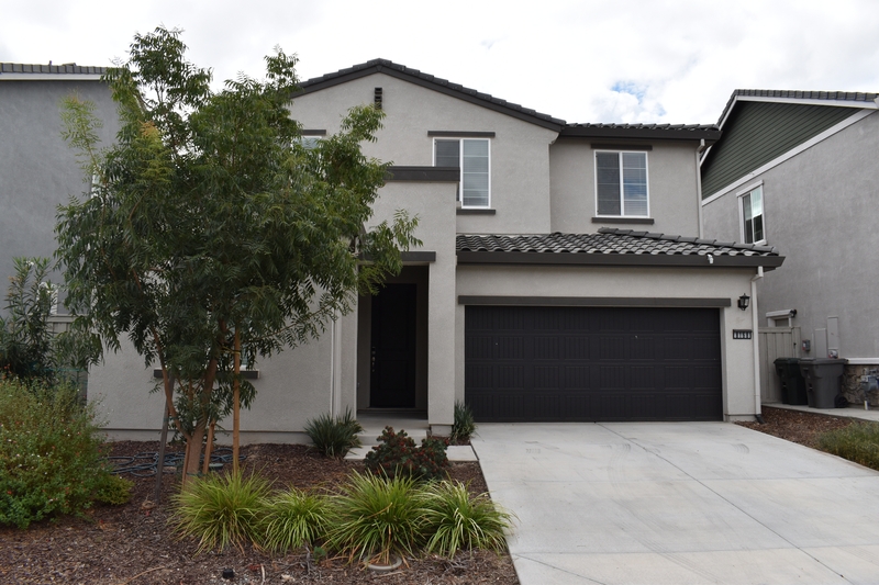 Roseville House: 8168 Oxbow Landing Loop