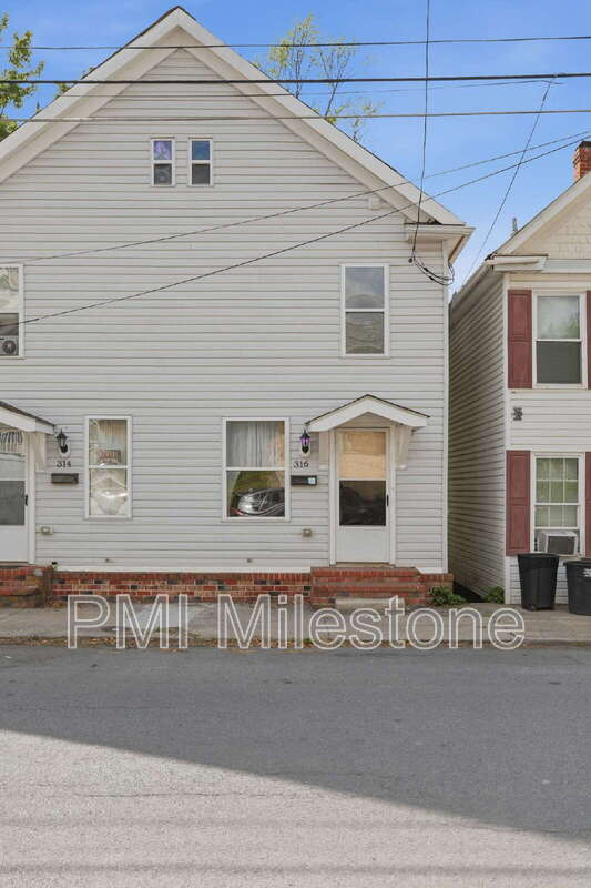 Martinsburg Condo: 316 N High St