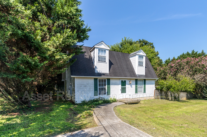 Knoxville House: 7005 Buddy J Ln