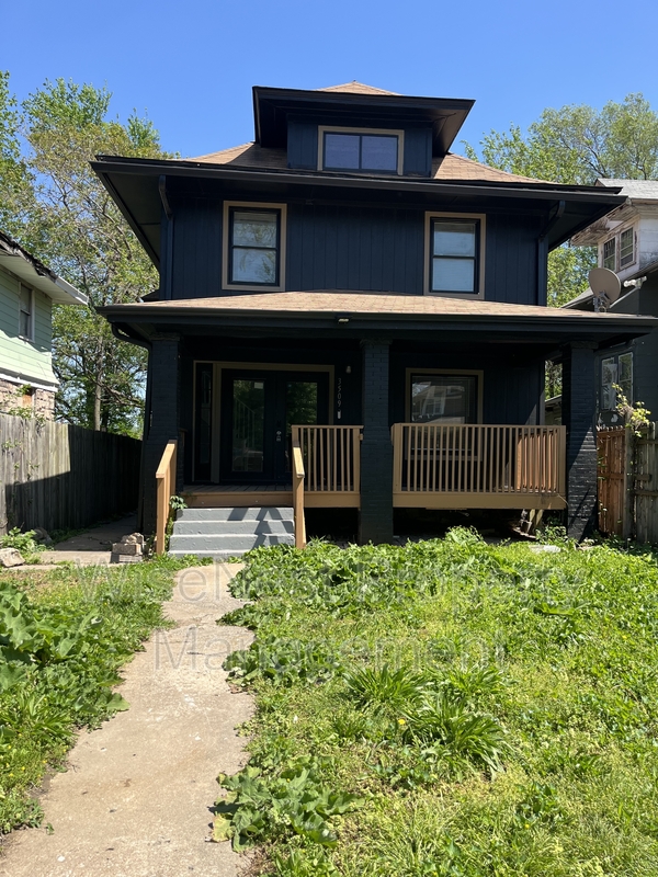 Kansas City House: 3509 Brooklyn Avenue