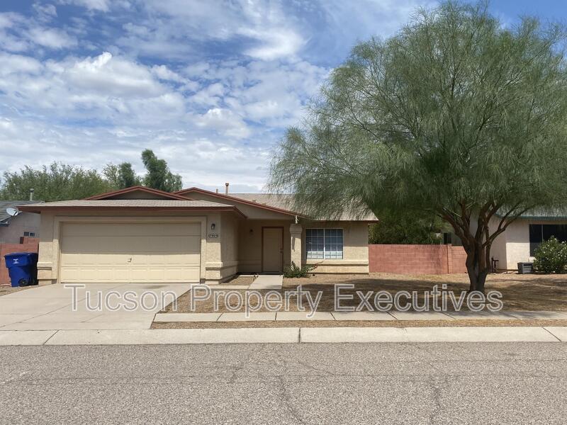 Tucson House: 7905 South Danforth Avenue