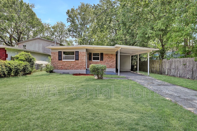 Jacksonville House: 2262 Kingston St