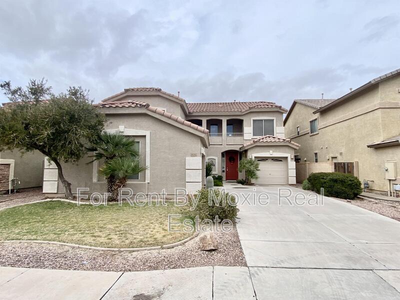 Maricopa House: 44342 W Yucca Ln