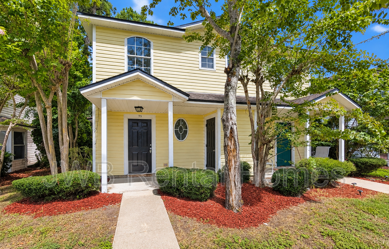 Atlantic Beach Townhome: 75 7th St W