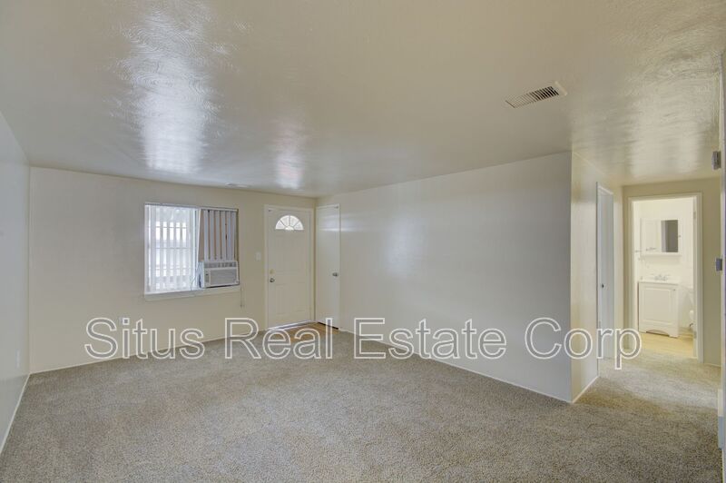 Lakewood House: 8165 W. 9th Ave.