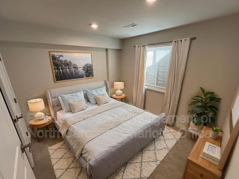 Charlotte Townhome: 4730 Chastain Ave