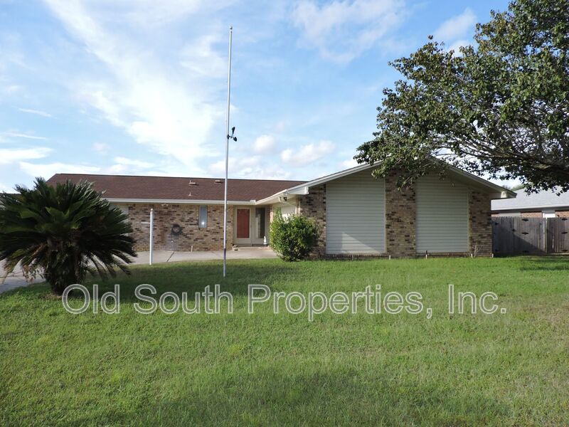 Pensacola House: 12134 Longwood Dr