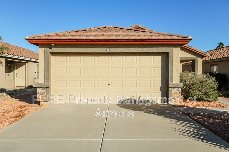 Phoenix House: 6318 W Chickasaw St