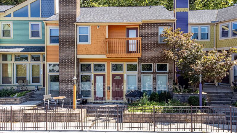 CIncinnati House: 540 Tusculum Avenue