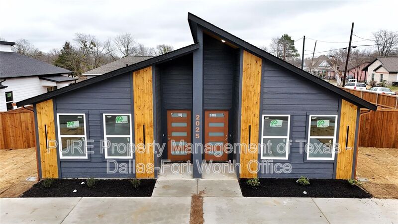 Greenville, House: 2025 Stuart Street